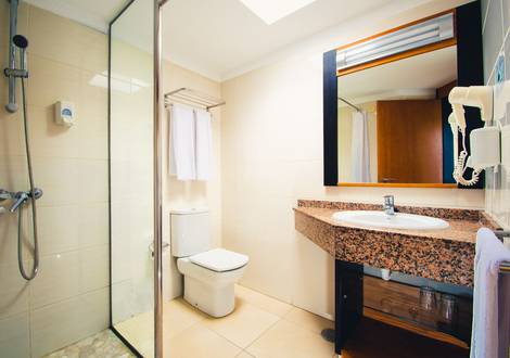 Bathroom HL Miraflor Suites**** Hotel Gran Canaria